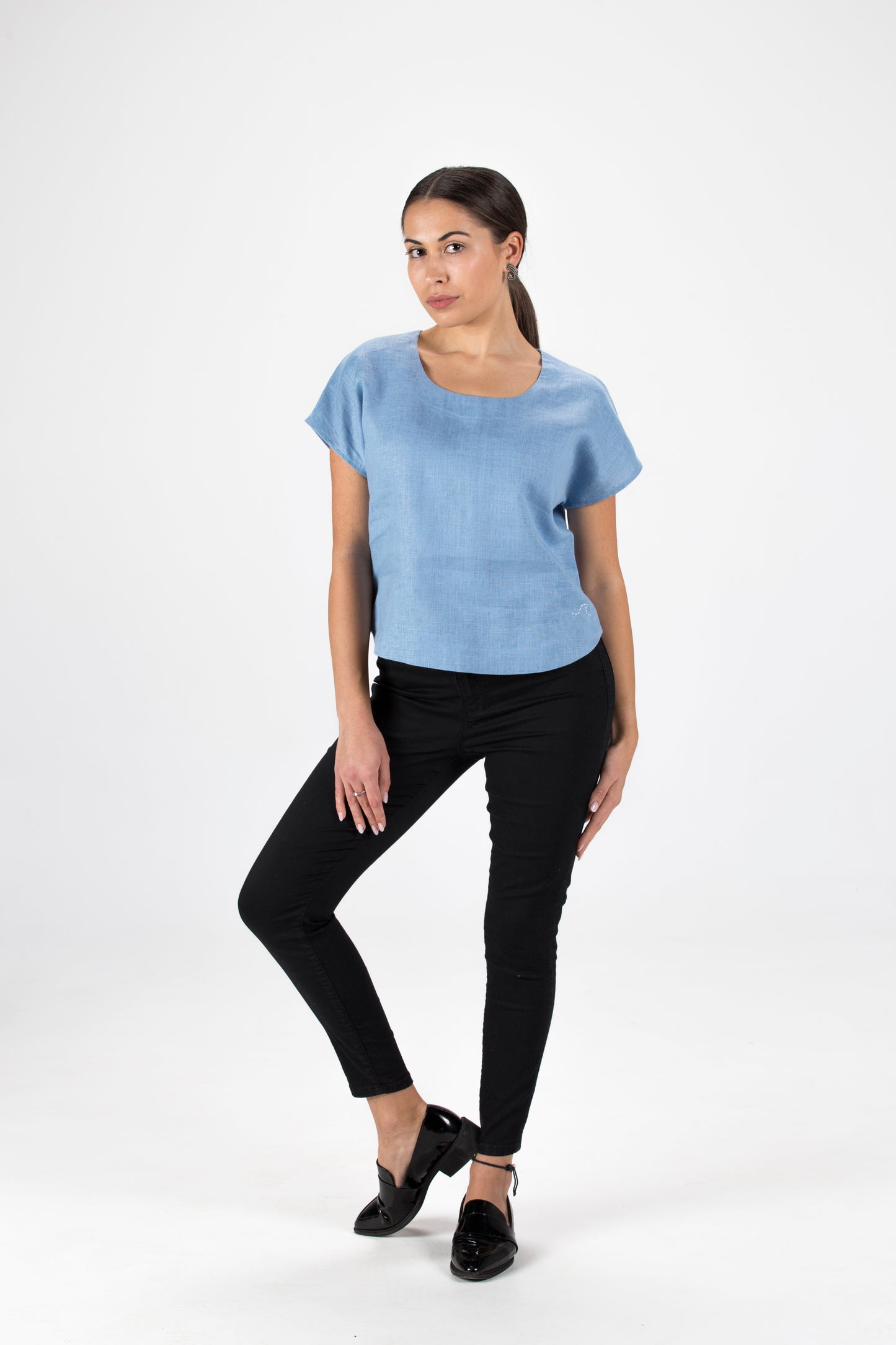 Azzurro Linen Short Sleeve Shirt with Wave Hand Embroidered Detail
